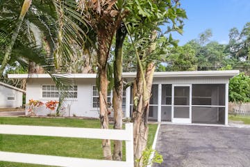 315 GINGER RD VENICE, FL 34293